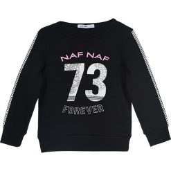 Bluza w kolorze czarnym. Czarne bluzy dla dziewczynek Daniel Hechter, Naf Naf Kids, bez wzorów, bez ramiączek, bez kaptura. W wyprzedaży za 42.95 zł.