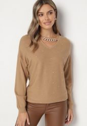 Ciemnobeżowy Sweter z Wiskozą Wycięciem Łańcuszkiem i Cyrkoniami Riaelani. Brązowe swetry damskie Born2be, uniwersalny, z aplikacjami, z jeansu, eleganckie, bez kołnierzyka, bez ramiączek, długie, bez kaptura. Za 74.99 zł.
