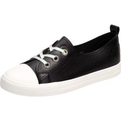 Czarne trampki, buty damskie McKeylor 12901. Trampki i tenisówki damskie McKeylor. W wyprzedaży za 40.00 zł.