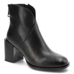 Czarne Botki Filippo Eleganckie Buty Na Obcasie. Czarne botki damskie Filippo, na wiosnę, ze skóry ekologicznej, eleganckie, za kostkę, bez obcasa, na obcasie, bez zapięcia. Za 209.00 zł.