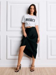 Koszulka z nadrukiem - biały. Białe t-shirty damskie Sinsay, l, bez wzorów, z bawełny, bez kołnierzyka. W wyprzedaży za 19.99 zł.