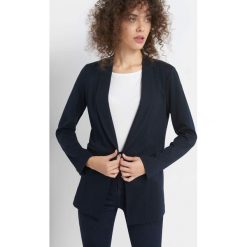 Marynarka oversize. Niebieskie żakiety damskie Orsay, z dzianiny. Za 79.99 zł.