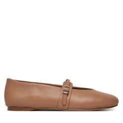 Baleriny Steve Madden. Brązowe baleriny damskie Steve Madden, bez wzorów, bez obcasa. Za 349.99 zł.