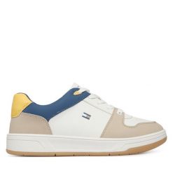 Sneakersy Tommy Hilfiger. Białe trampki i tenisówki chłopięce Tommy Hilfiger, bez wzorów, bez zapięcia. Za 419.99 zł.