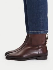 U.S. Polo Assn. Botki EO-MIKOL001W/GL1 Brązowy. Brązowe botki damskie U.S. Polo Assn., bez obcasa, na płaskiej podeszwie, bez zapięcia. Za 449.99 zł.