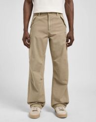 MESKIE SPODNIE LEE PARACHUTE CARGO KANSAS CITY KHAK 112370581. Spodnie materiałowe męskie Lee, l, bez wzorów, z materiału. Za 219.99 zł.