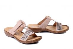 RIEKER 608K2-31 rosa, klapki damskie. Czerwone klapki damskie Rieker, bez wzorów, bez obcasa. Za 239.92 zł.