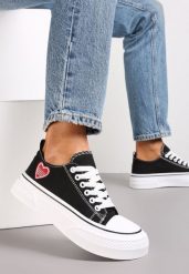 Czarne Trampki przed Kostkę z Naszywką Serduszka Xenis. Czarne trampki i tenisówki damskie Renee, z aplikacjami, z jeansu, eleganckie, przed kostkę, bez zapięcia. Za 49.99 zł.