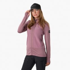 Bluza polarowa Wędrówki damska Swedemount Trondheim Wind Mid Layer Full Zip. Fioletowe bluzy damskie SWEDEMOUNT, bez wzorów, z polaru, bez kaptura. Za 249.99 zł.
