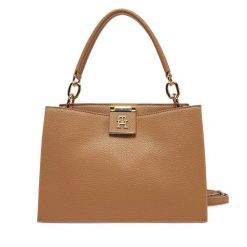 Torebka Tommy Hilfiger. Brązowe torebki do ręki damskie Tommy Hilfiger, bez wzorów, klasyczne, bez dodatków. Za 379.99 zł.