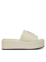 Blauer Klapki S5OPAL03/PUL Écru. Klapki damskie Blauer, bez wzorów, ze skóry, bez obcasa. Za 219.99 zł.