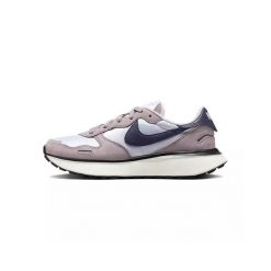 Buty do chodzenia damskie Nike Phoenix Waffle. Fioletowe obuwie sportowe damskie Nike, bez wzorów, z materiału, do biegania. Za 488.00 zł.