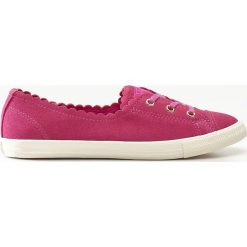Converse Chuck Taylor All Star Ballet Scallop 484 Active Fuschia Gold Egret. Czerwone trampki i tenisówki dziewczęce Converse, bez wzorów, z gumy, bez zapięcia. W wyprzedaży za 239.00 zł.