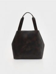 Torebka shopper z efektem postarzenia - ciemnobrązowy. Brązowe torebki shopper damskie Reserved, bez wzorów, ze skóry, bez dodatków. W wyprzedaży za 89.99 zł.