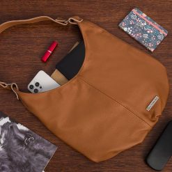 Torebka Damska Shopper Skóra Naturalna Miękka Beltimore Camel 938. Brązowe torebki shopper damskie bez wzorów, ze skóry, bez dodatków. Za 189.99 zł.