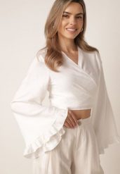Biała Wiskozowa Bluzka z Rozkloszowanymi Rękawami z Falbankami i Wiązaniem Basoclus. Białe bluzki damskie Born2be, bez wzorów, z jeansu, eleganckie, bez kołnierzyka, bez ramiączek. Za 89.99 zł.