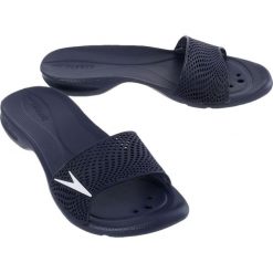 Klapki damskie Speedo Atam II Max AF. Białe klapki damskie Speedo, bez wzorów, z materiału, sportowe, bez obcasa. Za 75.99 zł.