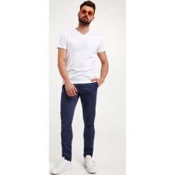 Spodnie KARL LAGERFELD. Legginsy damskie KARL LAGERFELD, m, bez wzorów. W wyprzedaży za 423.47 zł.