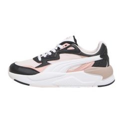Buty do chodzenia męskie Puma Xray Speed. Białe buty sportowe męskie Puma, z materiału, bez zapięcia, trekkingowe. Za 229.00 zł.