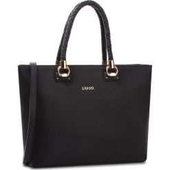 Torebka LIU JO - L Tote Manhattan N68094 E0087 Nero 22222. Czarne torebki do ręki damskie marki Liu Jo, ze skóry ekologicznej. W wyprzedaży za 479.00 zł.