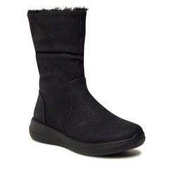 Botki Clara Barson. Czarne botki damskie Clara Barson, bez obcasa, na płaskiej podeszwie, bez zapięcia. Za 119.99 zł.