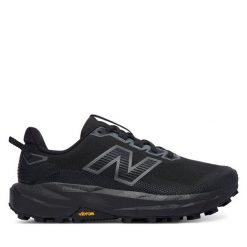 Buty do biegania New Balance. Czarne obuwie sportowe damskie New Balance, bez wzorów, do biegania. Za 649.99 zł.