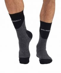 Skarpety trekkingowe męskie wełniane Brubeck Trekking Merino. Szare skarpety męskie Brubeck, bez wzorów, z wełny. Za 70.00 zł.