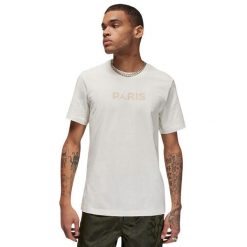 Męska Koszulka Z Logo Paris Saint Germain FC. Brązowe koszulki sportowe męskie Nike, m, bez wzorów, bez kołnierzyka, bez ramiączek, trekkingowe. Za 265.99 zł.