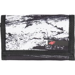 Portfel PRT001 - multikolor allover. Portfele damskie marki 4f. Za 39.99 zł.