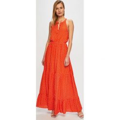 Answear - Sukienka. Brązowe sukienki damskie ANSWEAR, m, bez wzorów, z tkaniny, casualowe, bez kołnierzyka, bez ramiączek. Za 149.90 zł.
