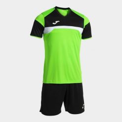 Zestaw koszulka i spodenki Joma Danubio III. Czarne koszulki sportowe męskie Joma, l, bez wzorów, z materiału, na fitness i siłownię. Za 214.50 zł.