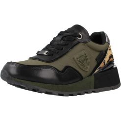 Buty CARMELA 160137C Zielony. Zielone obuwie sportowe damskie Carmela, bez wzorów, ze skóry, trekkingowe. Za 213.99 zł.