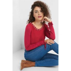 Koszulka z perłami. T-shirty damskie marki Orsay. W wyprzedaży za 55.00 zł.
