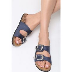Niebieskie Klapki Blue Lagoon. Niebieskie klapki damskie Born2be, z materiału. Za 49.99 zł.