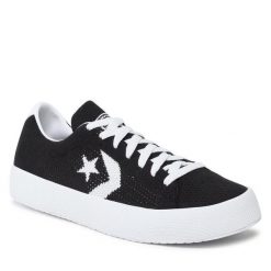 Trampki Converse. Czarne półbuty damskie Converse, bez wzorów, bez zapięcia. Za 399.99 zł.