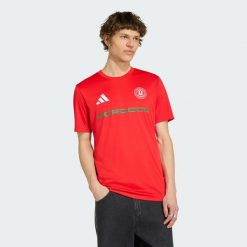 Koszulka Mistrzostwa Świata FIFA 26 Maroko. Czerwone koszulki sportowe męskie Adidas, l, bez wzorów, z dzianiny, bez kołnierzyka, bez ramiączek, do piłki nożnej. Za 149.00 zł.