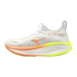 Damskie buty do biegania Mizuno Neo Vista 3 Wos. Białe obuwie sportowe damskie Mizuno, bez wzorów, z dzianiny, do biegania, mizuno wave. Za 579.99 zł.