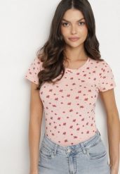 Różowy Bawełniany T-shirt w Kwiatowy Wzór Savele. Czerwone bluzki damskie Born2be, l, z aplikacjami, z bawełny, biznesowe, bez kołnierzyka, bez ramiączek. Za 29.99 zł.