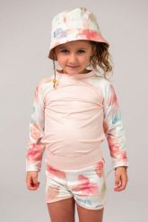 Szorty uv dla dziewczynki 146-152, 11-12 lat, Ducksday, Bliss. Spodenki dla dziewczynek DucKsday, bez wzorów. Za 158.85 zł.