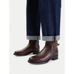 Botki Lasocki. Brązowe botki damskie Lasocki, bez obcasa, na płaskiej podeszwie, bez zapięcia. Za 259.99 zł.