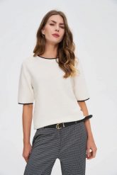 Wąski pasek czarny. Czarne paski damskie MOODO, bez wzorów. Za 34.99 zł.