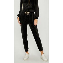 Answear - Spodnie. Czarne legginsy damskie ANSWEAR, l, bez wzorów, z dzianiny. W wyprzedaży za 79.90 zł.