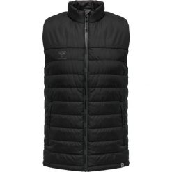 Kurtka do piłki nożnej męska puchowa Hummel North Waistcoat bez rękawów. Czarne kurtki męskie Hummel, m, bez wzorów, z materiału, bez kaptura. Za 243.00 zł.