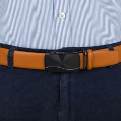 Pasek męski skórzany 3,5 cm klamra automatyczna Beltimore camel 02-562 : Rozmiar pasków - r.105-120 cm. Brązowe paski damskie bez wzorów, ze skóry, wizytowe. Za 64.99 zł.