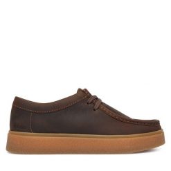 Półbuty Clarks. Brązowe półbuty na co dzień męskie Clarks, bez zapięcia. Za 479.99 zł.