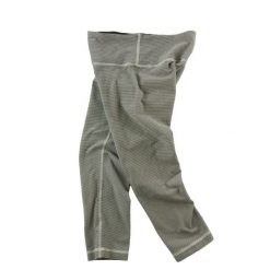 Second life - Legginsy damskie do jogi Lululemon - Stan dobry. Czarne legginsy damskie LULULEMON, uniwersalny, bez wzorów, z materiału, na fitness i siłownię. Za 127.76 zł.