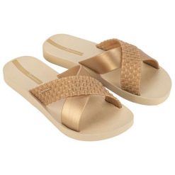 Klapki Ipanema Sense Slide Fem 27214 BC274 złote złoty. Żółte klapki damskie bez wzorów, sportowe, bez obcasa. W wyprzedaży za 154.29 zł.