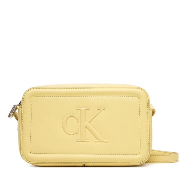 Torebka Calvin Klein. Brązowe listonoszki damskie Calvin Klein, bez wzorów, bez dodatków. Za 329.99 zł.