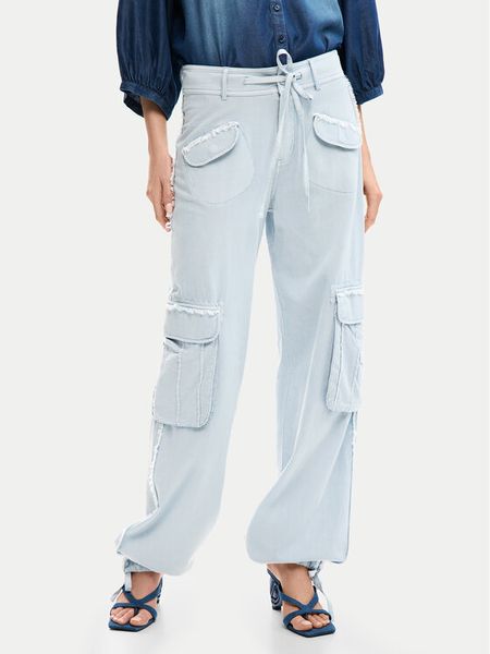 Desigual Spodnie materiałowe 26SWPW25 Niebieski Regular Fit. Niebieskie spodnie materiałowe damskie Desigual, xl, bez wzorów, z bawełny. Za 357.99 zł.