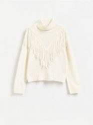 Sweter z dodatkiem wełny - złamana biel. Swetry damskie Reserved, l, bez wzorów, z dzianiny, bez kołnierzyka, bez ramiączek, bez kaptura. Za 249.99 zł.